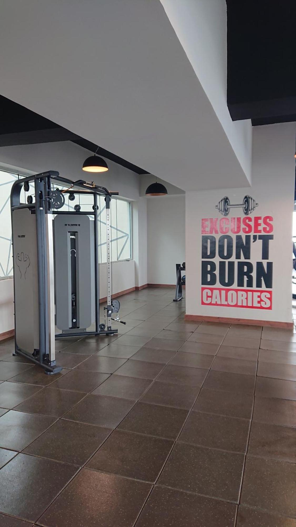 Luxury Skynest With Gym And Pool In Westlands Daire Nairobi Dış mekan fotoğraf